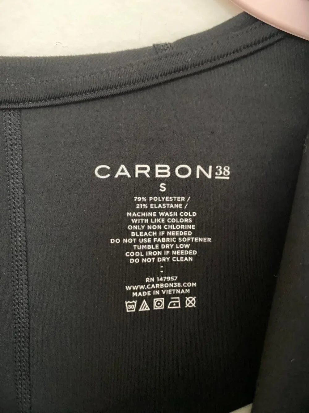 Carbon38 Athletic Zip Up Hooded Jacket in Cloud Compression | Like New | Black - Picture 9 of 10